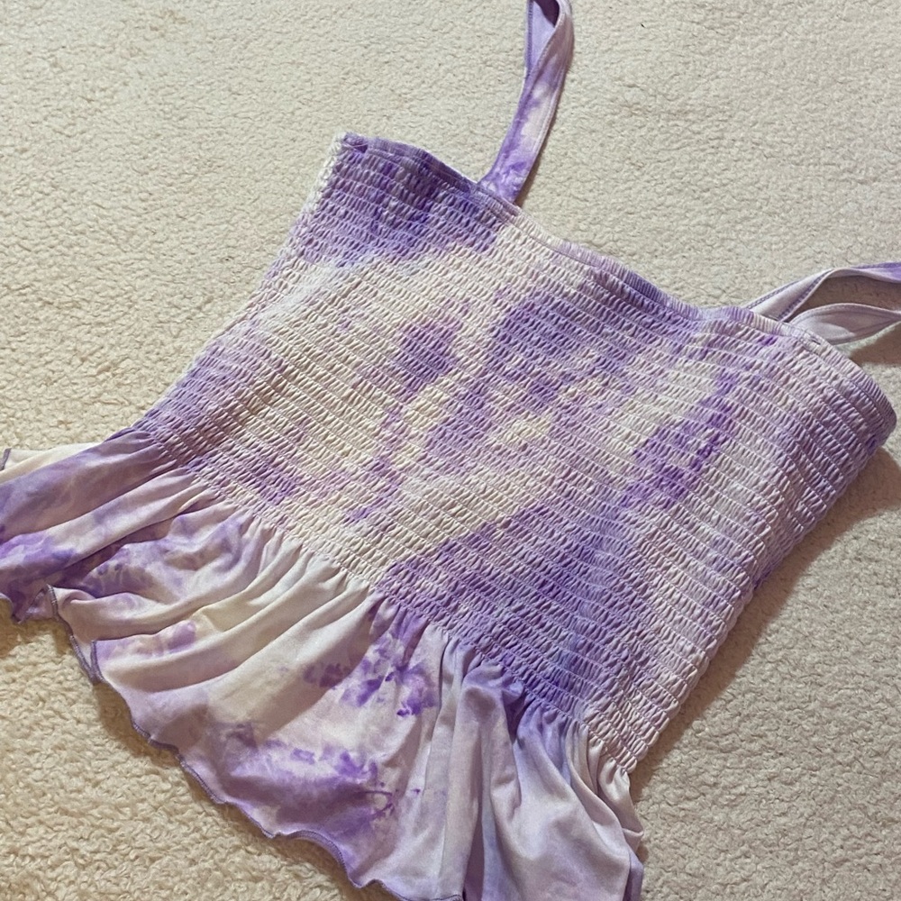 Tied with purple